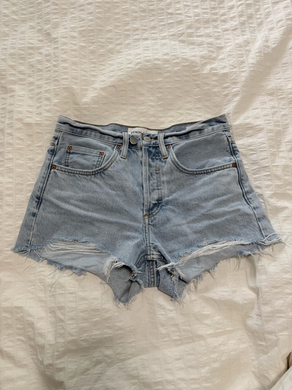 Denim Forum 90’s Cutoff Shorts